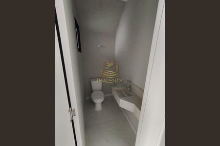 4_photo/94dcfac58b.04c16ff0d284adb7-ATLAS-b63a1b80-ecc7-4b0a-ace5-edc432e71f75.jpg de casa à venda com 3 quartos, 114m² em Uberaba, Curitiba