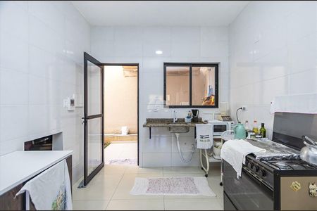 12_photo/94dcfac5e7.29f60806b22dde70-ATLAS-b244baca-cfac-470f-ac3f-17ce49b2fe9b.jpg de casa à venda com 4 quartos, 126m² em Uberaba, Curitiba