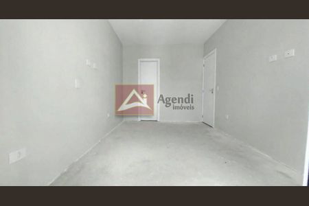 9_photo/94dcfac5eb.e8818d4a5c5dde9d-ATLAS-140d5bf9-6ada-4230-9dcf-2caa95bc36af.jpg de casa à venda com 3 quartos, 97m² em Uberaba, Curitiba