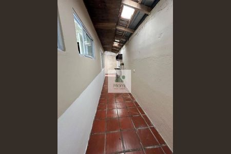 21_photo/94dcfac60f.f348c8852f19f3bd-ATLAS-dfd39701-9e9c-4904-8c57-e21b3d6d4062.jpg de casa à venda com 5 quartos, 200m² em Uberaba, Curitiba