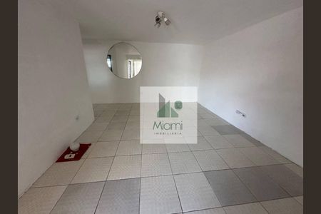 32_photo/94dcfac60f.f348c8852f19f3bd-ATLAS-eaf0d564-cc65-4a1b-9cd8-30ac3c993b1c.jpg de casa à venda com 5 quartos, 200m² em Uberaba, Curitiba