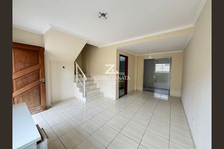 3_photo/94dcfac6ab.15f4a19d538e62fb-ATLAS-2e02df95-2042-4eca-9dee-b071454ebcf7.jpg de casa à venda com 3 quartos, 77m² em Uberaba, Curitiba