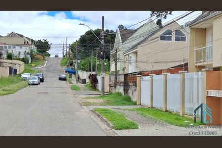 4_photo/94dcfac6c3.2f15d505e37c7ac5-ATLAS-442fbf53-84e6-4f3a-873a-ddbbcec2381e.jpg de casa à venda com 3 quartos, 100m² em Uberaba, Curitiba