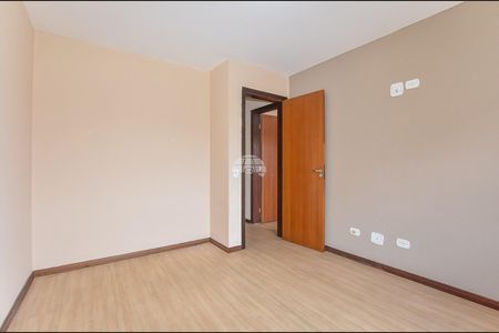 17_photo/94dcfac6c5.f17d4b1c7f9cb62f-ATLAS-252d644b-aa28-4ec6-8574-b84032e64126.jpg de casa à venda com 4 quartos, 104m² em Uberaba, Curitiba