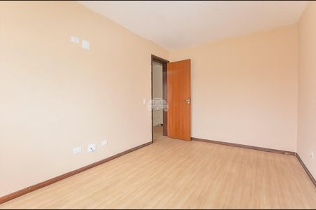 20_photo/94dcfac6c5.f17d4b1c7f9cb62f-ATLAS-e7adb8ce-40a9-4b02-a1da-9c30e4a9f954.jpg de casa à venda com 4 quartos, 104m² em Uberaba, Curitiba