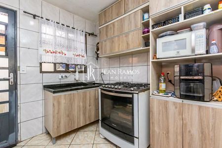 10_photo/94dcfac6cd.9e8f1c97e4a047f1-ATLAS-22d2efdf-045c-4587-a5ba-3e6a69686877.jpg de casa à venda com 3 quartos, 53m² em Uberaba, Curitiba