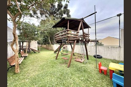 6_photo/94dcfac6db.c44de20a18d4ff40-ATLAS-db11c40a-3d23-40ae-8384-9a8ab71a2e1e.jpg de casa à venda com 3 quartos, 142m² em Uberaba, Curitiba