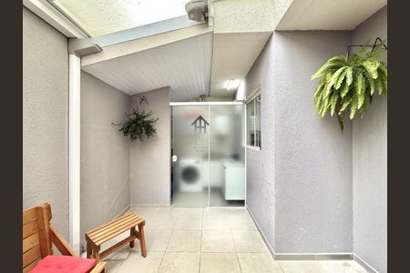 19_photo/94dcfac6db.c44de20a18d4ff40-ATLAS-fa7904e9-84d2-4926-87be-6d05ad513a4a.jpg de casa à venda com 3 quartos, 142m² em Uberaba, Curitiba