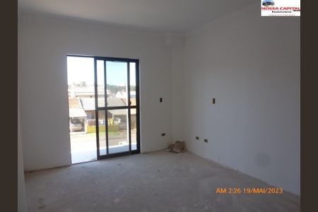 8_photo/94dcfac6eb.b86b5f5e8a2bcc97-ATLAS-132fd895-4361-48b3-ba75-93eca75fb89a.jpg de casa à venda com 3 quartos, 115m² em Uberaba, Curitiba