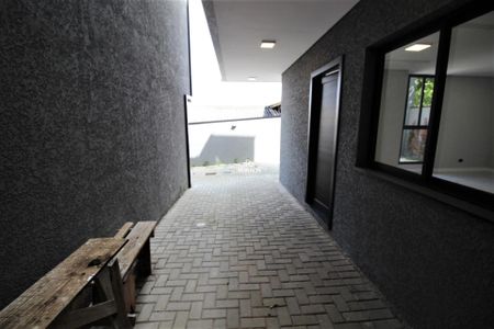 5_photo/94dcfac747.238f63e1c6107bb8-ATLAS-eef2c8a6-9ddf-4381-9d9f-d486a3c3a25f.jpg de casa à venda com 2 quartos, 137m² em Uberaba, Curitiba