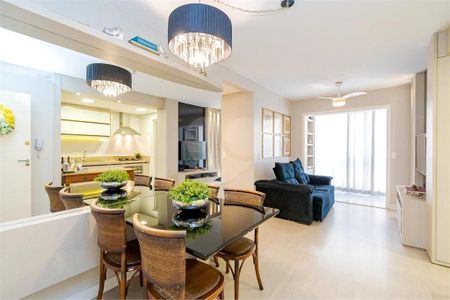 7_photo/94dcfac747.7a69ff73eb43ff8d-ATLAS-0b2a15a5-312b-4305-aeee-a2c5f2ab20cd.jpg de apartamento à venda com 2 quartos, 68m² em Uberaba, Curitiba