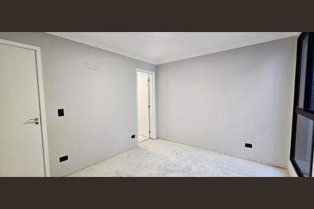 2_photo/94dcfac747.eb4747a7722cd593-ATLAS-1b253e30-b4d4-46b0-8a4a-4a40f5af438e.jpg de casa à venda com 3 quartos, 137m² em Uberaba, Curitiba