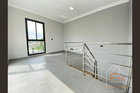 12_photo/94dcfac747.eb4747a7722cd593-ATLAS-894e645f-d6e9-42d3-a098-3eb8d84e1b34.jpg de casa à venda com 3 quartos, 135m² em Uberaba, Curitiba