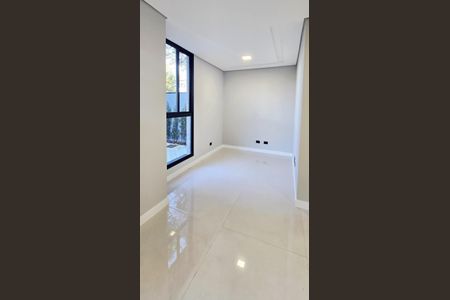 13_photo/94dcfac747.eb4747a7722cd593-ATLAS-e704dccb-20fc-4d24-a20a-7be6f6db7563.jpg de casa à venda com 3 quartos, 137m² em Uberaba, Curitiba