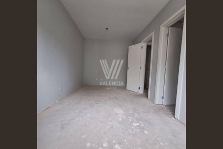 11_photo/94dcfac75f.ceff8192393c33de-ATLAS-c487f04e-89a1-47e4-acc2-e4f3d8b7ac33.jpg de apartamento à venda com 3 quartos, 153m² em Uberaba, Curitiba