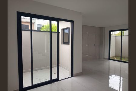 6_photo/94dcfac771.04c16ff0d284adb7-ATLAS-372de781-2bd8-4ff9-8855-ab6ed9faa968.jpg de casa à venda com 3 quartos, 126m² em Uberaba, Curitiba