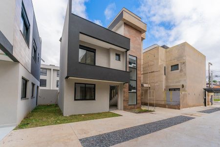 3_photo/94dcfac773.2ae724b164de5597-ATLAS-f4163b65-8a63-4eb4-ba13-e597f067b2da.jpg de casa à venda com 3 quartos, 120m² em Uberaba, Curitiba