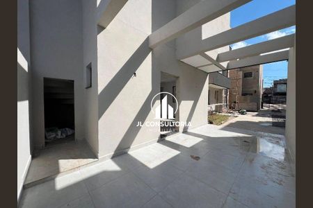 3_photo/94dcfac773.f2ed236aecaa8a04-ATLAS-a8ac2378-6300-446b-b49e-59684c188d63.jpg de casa à venda com 3 quartos, 198m² em Uberaba, Curitiba