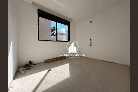 11_photo/94dcfac773.f2ed236aecaa8a04-ATLAS-c93ef629-62e2-428c-861e-1e07005faf03.jpg de casa à venda com 3 quartos, 198m² em Uberaba, Curitiba