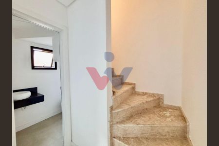 12_photo/94dcfac7a9.18d35e9b3b089d06-ATLAS-eda396fb-d717-4f3b-bb9d-28672d15ffae.jpg de casa à venda com 3 quartos, 124m² em Uberaba, Curitiba