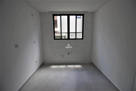 8_photo/94dcfac7a9.e6f02a1e96aef2b1-ATLAS-96ea4d74-a3a5-4894-a24b-b20698167d67.jpg de casa à venda com 3 quartos, 151m² em Uberaba, Curitiba