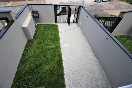 18_photo/94dcfac7a9.e6f02a1e96aef2b1-ATLAS-c0ac92c0-ff0f-400b-b59d-52c1855027eb.jpg de casa à venda com 3 quartos, 151m² em Uberaba, Curitiba