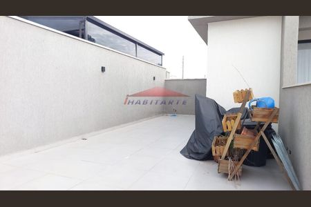 73_photo/94dcfac7cf.c04f12ddf7ab1f99-ATLAS-48153593-a34e-41fe-b108-b42b4d0f33ca.jpg de casa à venda com 3 quartos, 135m² em Uberaba, Curitiba