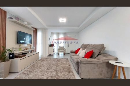 5_photo/94dcfac7cf.c04f12ddf7ab1f99-ATLAS-7f9b2de6-fa25-47af-a2bc-61d3c3455e1c.jpg de casa à venda com 3 quartos, 135m² em Uberaba, Curitiba