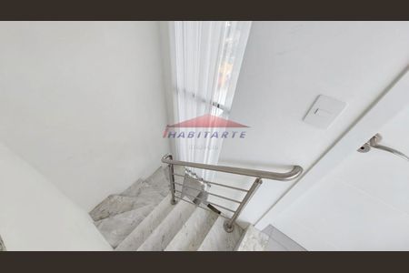 59_photo/94dcfac7cf.c04f12ddf7ab1f99-ATLAS-d2a67ea7-8725-4eff-82bb-2d86845f6583.jpg de casa à venda com 3 quartos, 135m² em Uberaba, Curitiba