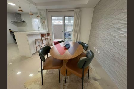 5_photo/94dcfac7fd.57c530058f707673-ATLAS-2c9a256f-bf96-4a1b-a298-abb8c8d7ae92.jpg de casa à venda com 3 quartos, 187m² em Uberaba, Curitiba