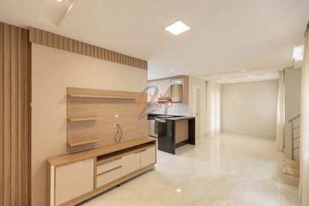 4_photo/94dcfac839.4073f2e37c8c9f05-ATLAS-137780fc-d06e-433c-b97f-050a4b7c36c5.jpg de casa à venda com 3 quartos, 122m² em Uberaba, Curitiba