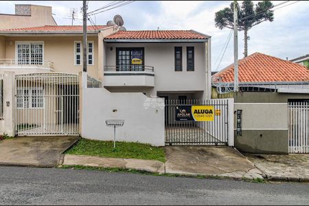 10_photo/94dcfac87f.527d2e055a247cfd-ATLAS-4abb3963-60bb-456d-ae09-9390e750865f.jpg de casa para alugar com 3 quartos, 134m² em Uberaba, Curitiba