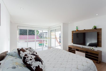 1_photo/94dcfac8a3.1ad5fb952b026013-ATLAS-03ea53a4-4129-420e-b05a-e177f7c375d5.jpg de casa à venda com 3 quartos, 389m² em Uberaba, Curitiba