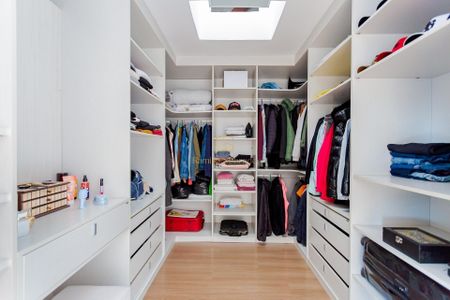 8_photo/94dcfac8a3.1ad5fb952b026013-ATLAS-33322ee0-36d2-4294-b5ea-7eaa387b84c9.jpg de casa à venda com 3 quartos, 389m² em Uberaba, Curitiba