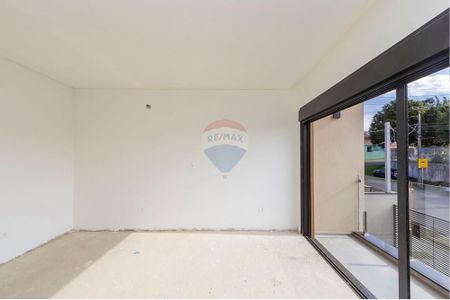 32_photo/94dcfac937.115f481bcac1538b-ATLAS-9f6b9ea4-0f8c-4d11-9e8f-7da2add6d5ff.jpg de casa à venda com 3 quartos, 145m² em Uberaba, Curitiba