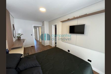 32_photo/94dcfac939.0e5883cd31689f99-ATLAS-54896b8b-44aa-410e-b0a6-e79fe9190aaa.jpg de casa à venda com 0 quarto, 240m² em Uberaba, Curitiba