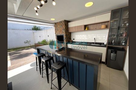 20_photo/94dcfac939.0e5883cd31689f99-ATLAS-62f458f0-b0fd-4e9c-84fe-8dcf01a7b02e.jpg de casa à venda com 0 quarto, 240m² em Uberaba, Curitiba