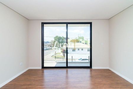 10_photo/94dcfac93d.a092227452ef5b5b-ATLAS-155fe777-e1fa-457c-be13-511f74029689.jpg de casa à venda com 3 quartos, 147m² em Uberaba, Curitiba