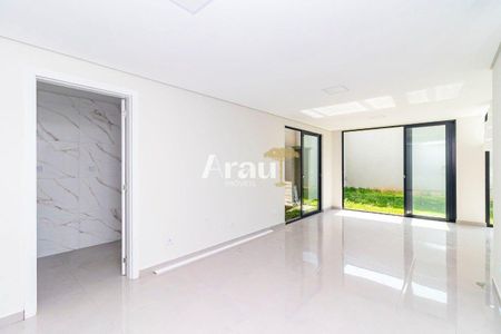 16_photo/94dcfac93d.a092227452ef5b5b-ATLAS-7fb8f63c-cfc6-4e63-bd6a-9b9d43d6e78a.jpg de casa à venda com 3 quartos, 147m² em Uberaba, Curitiba