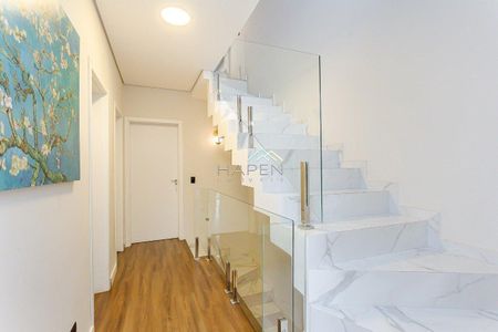 20_photo/94dcfac945.ceff8192393c33de-ATLAS-c3ccbc16-3c30-4a2d-a862-728fc193b564.jpg de casa à venda com 0 quarto, 240m² em Uberaba, Curitiba