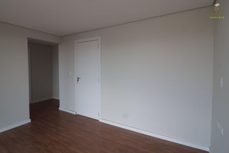 4_photo/94dcfac947.c8a0198fcbf31d64-ATLAS-08185493-8fba-4e26-aabc-57981928e7ea.jpg de casa à venda com 3 quartos, 187m² em Uberaba, Curitiba