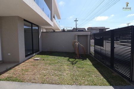 8_photo/94dcfac947.c8a0198fcbf31d64-ATLAS-12314a89-d41f-4b8a-bcf7-20aef705fb8f.jpg de casa à venda com 3 quartos, 187m² em Uberaba, Curitiba