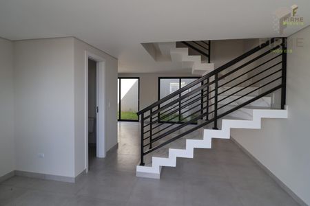 5_photo/94dcfac947.c8a0198fcbf31d64-ATLAS-1d339394-e122-48a5-9d9e-bd7ec28a3876.jpg de casa à venda com 3 quartos, 187m² em Uberaba, Curitiba