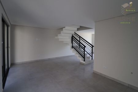 6_photo/94dcfac947.c8a0198fcbf31d64-ATLAS-9f954623-6d60-4f2b-aa5f-9639f8628f17.jpg de casa à venda com 3 quartos, 187m² em Uberaba, Curitiba