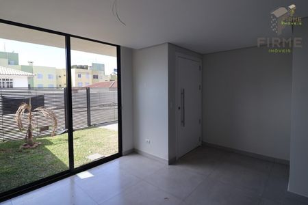 11_photo/94dcfac947.c8a0198fcbf31d64-ATLAS-ebd8211d-97aa-4d63-bd9f-f4422dddaed5.jpg de casa à venda com 3 quartos, 187m² em Uberaba, Curitiba