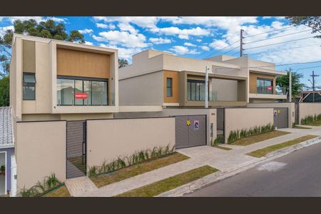 2_photo/94dcfac94d.7ab1dcad10c9c6f6-ATLAS-72c4bff3-2f37-43e1-8b43-1ec09ddd3e36.jpg de casa à venda com 3 quartos, 145m² em Uberaba, Curitiba