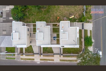 6_photo/94dcfac94d.eaa74465c4979ed1-ATLAS-dd2c0f5b-cff0-494d-a349-d045ed5d5d0e.jpg de casa à venda com 3 quartos, 145m² em Uberaba, Curitiba