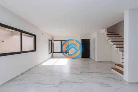 3_photo/94dcfac94d.efd375fb5e04c752-ATLAS-105e539e-6833-41bb-9d89-61826494be02.jpg de casa à venda com 3 quartos, 145m² em Uberaba, Curitiba