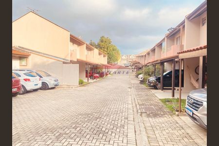 47_photo/94dcfac963.07fb07773285f6be-ATLAS-b96c8ca0-dfd2-401c-b856-3fae002de9b0.jpg de casa à venda com 3 quartos, 113m² em Uberaba, Curitiba