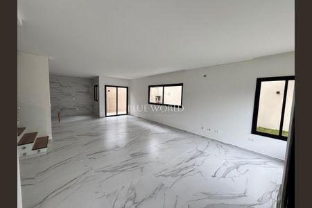 8_photo/94dcfac987.ceff8192393c33de-ATLAS-854099ee-9637-4881-9d8b-e7cff72bc274.jpg de casa à venda com 3 quartos, 145m² em Uberaba, Curitiba